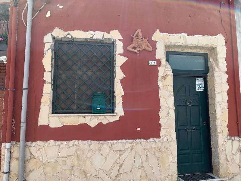 casa indipendente in vendita a Giarre in zona Macchia