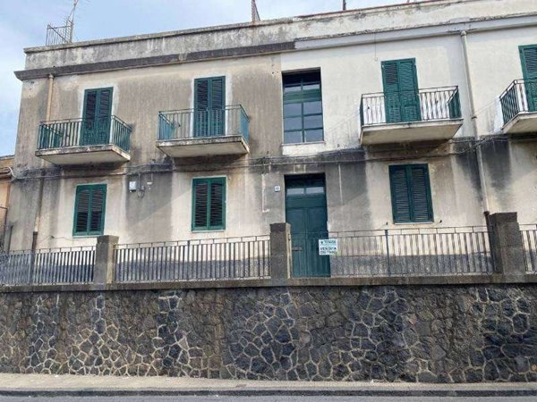 appartamento in vendita a Giarre in zona Macchia