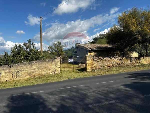 casa indipendente in vendita a Grammichele
