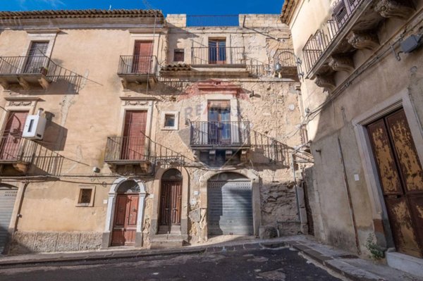 casa indipendente in vendita a Grammichele