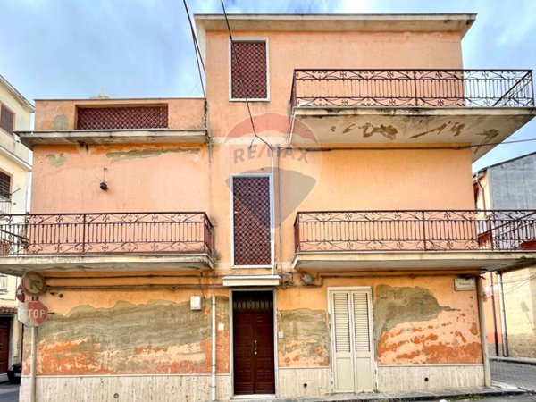 casa indipendente in vendita a Grammichele