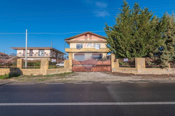 casa indipendente in vendita a Grammichele