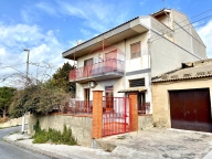 casa indipendente in vendita a Grammichele
