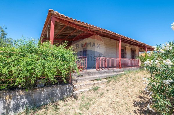 casa indipendente in vendita a Grammichele