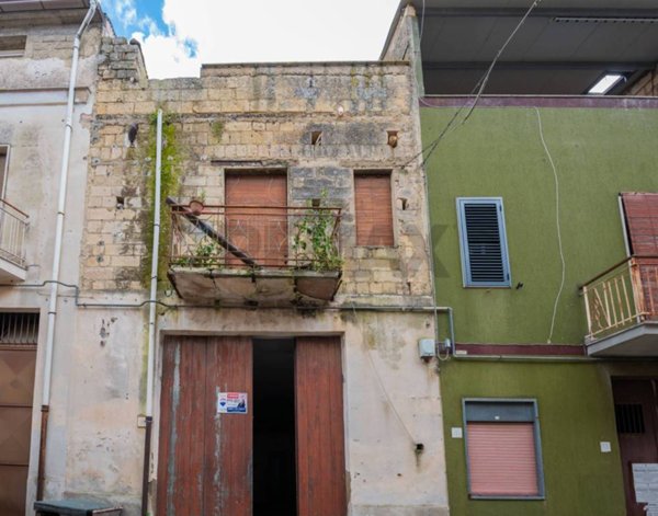 casa indipendente in vendita a Grammichele
