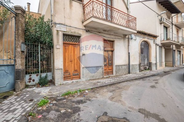 casa indipendente in vendita a Grammichele