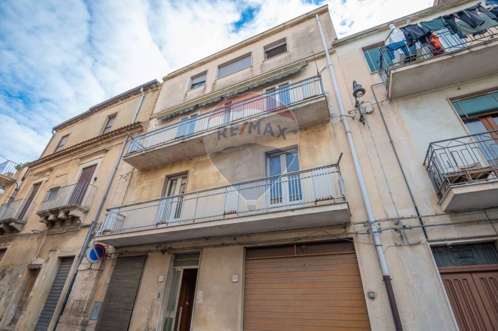 casa indipendente in vendita a Grammichele