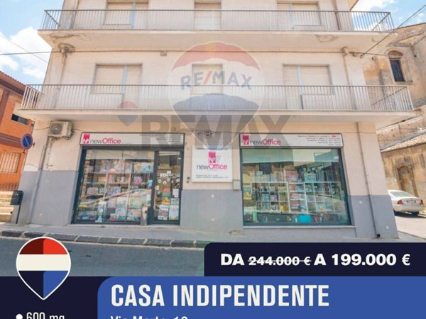 casa indipendente in vendita a Grammichele