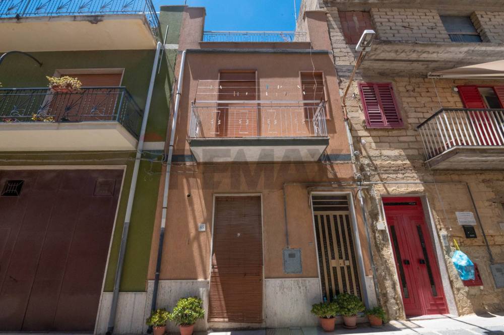 casa indipendente in vendita a Grammichele