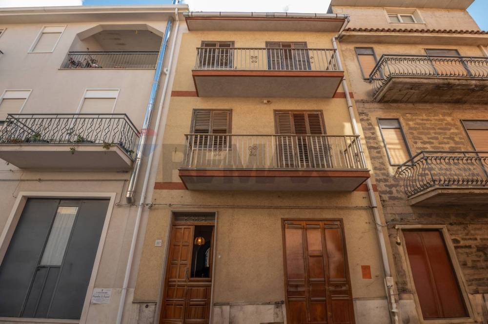 casa indipendente in vendita a Grammichele