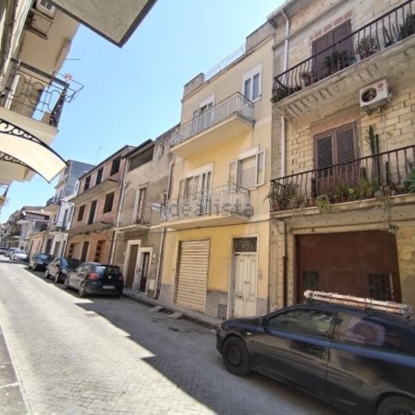 casa indipendente in vendita a Grammichele