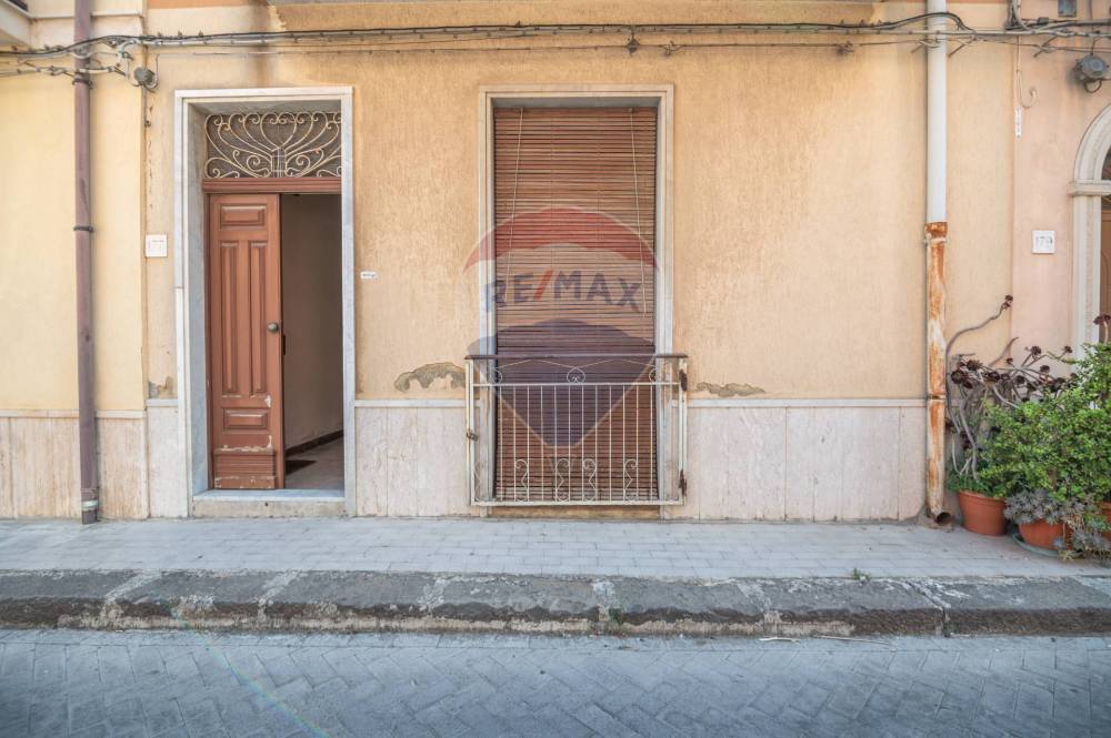 casa indipendente in vendita a Grammichele