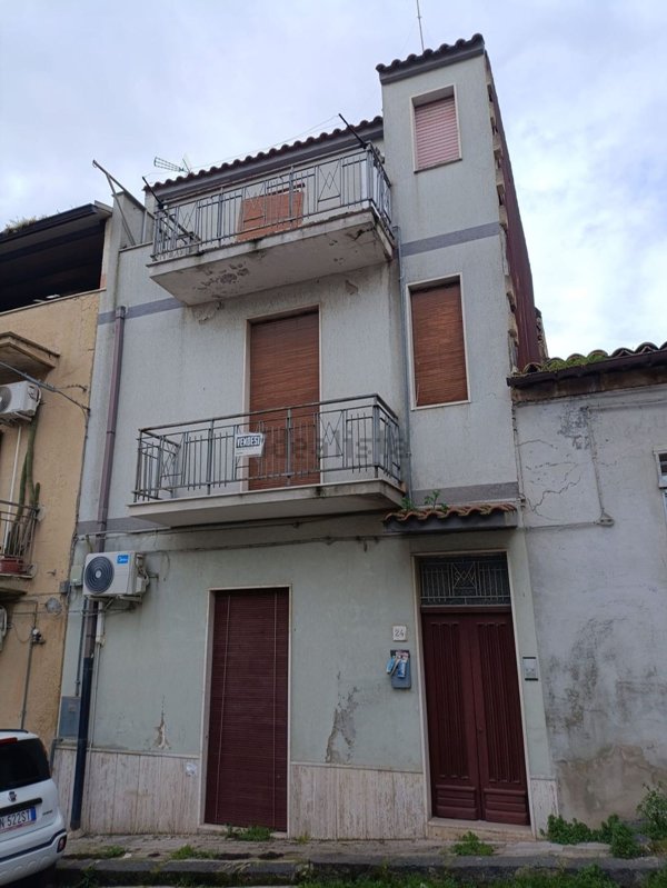 casa indipendente in vendita a Grammichele