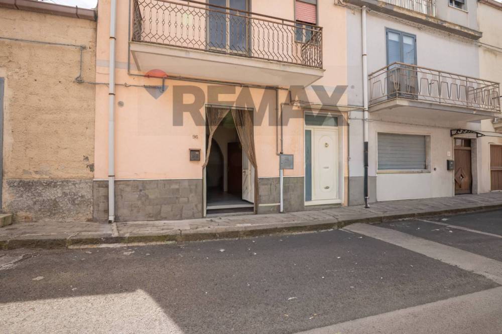 casa indipendente in vendita a Grammichele