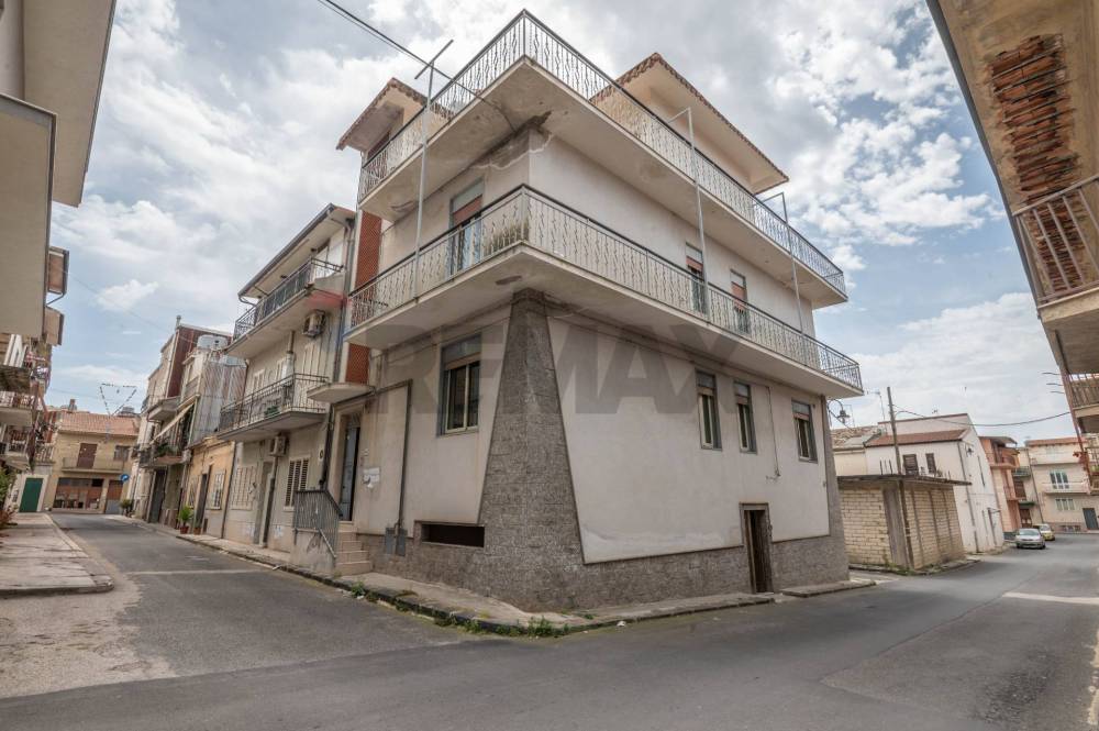 casa indipendente in vendita a Grammichele