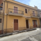 casa indipendente in vendita a Grammichele