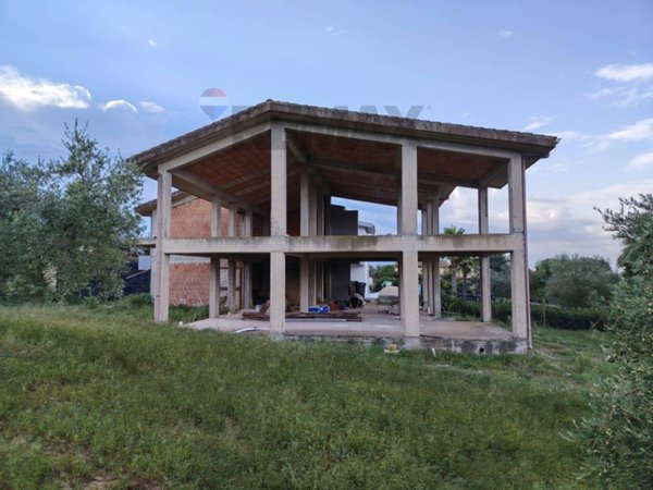 casa indipendente in vendita a Grammichele