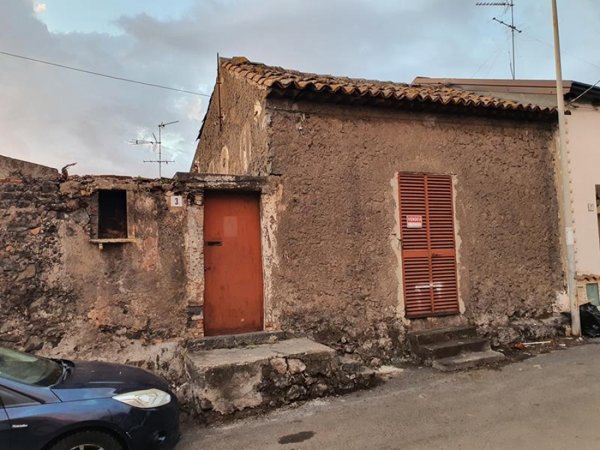 casa indipendente in vendita a Gravina di Catania