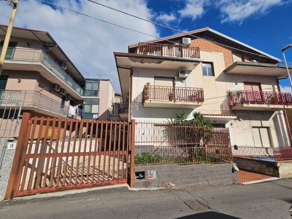 appartamento in vendita a Gravina di Catania