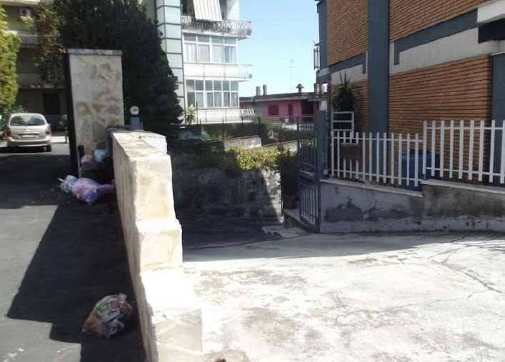 intera palazzina in vendita a Gravina di Catania