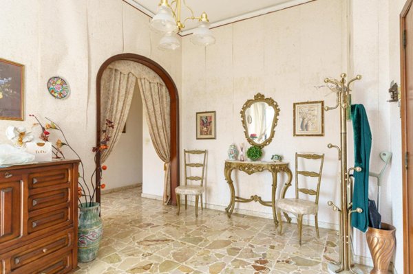 casa indipendente in vendita a Gravina di Catania