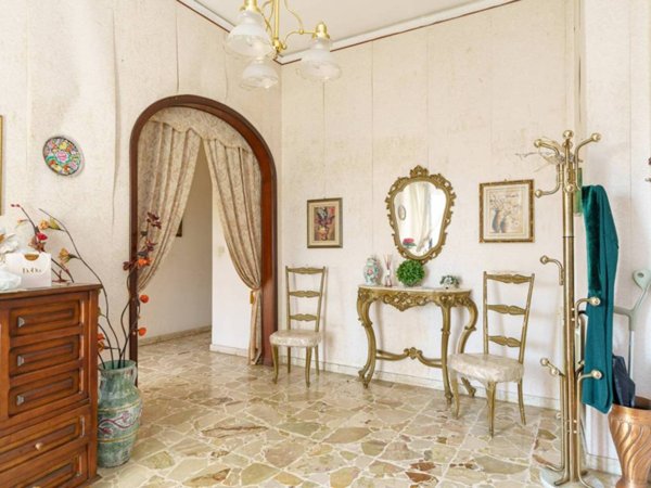 casa indipendente in vendita a Gravina di Catania