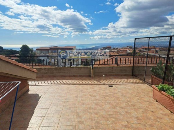 appartamento in vendita a Gravina di Catania