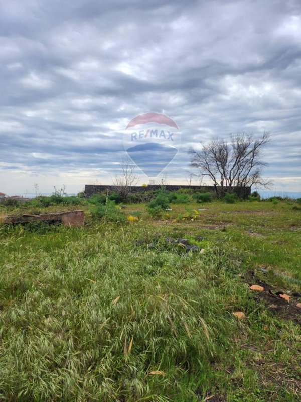 terreno agricolo in vendita a Gravina di Catania