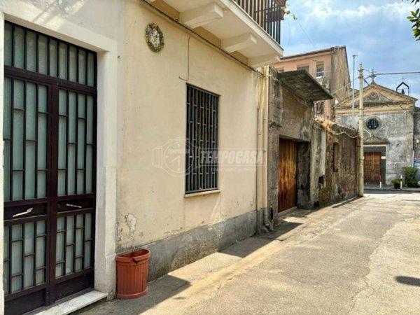casa indipendente in vendita a Gravina di Catania