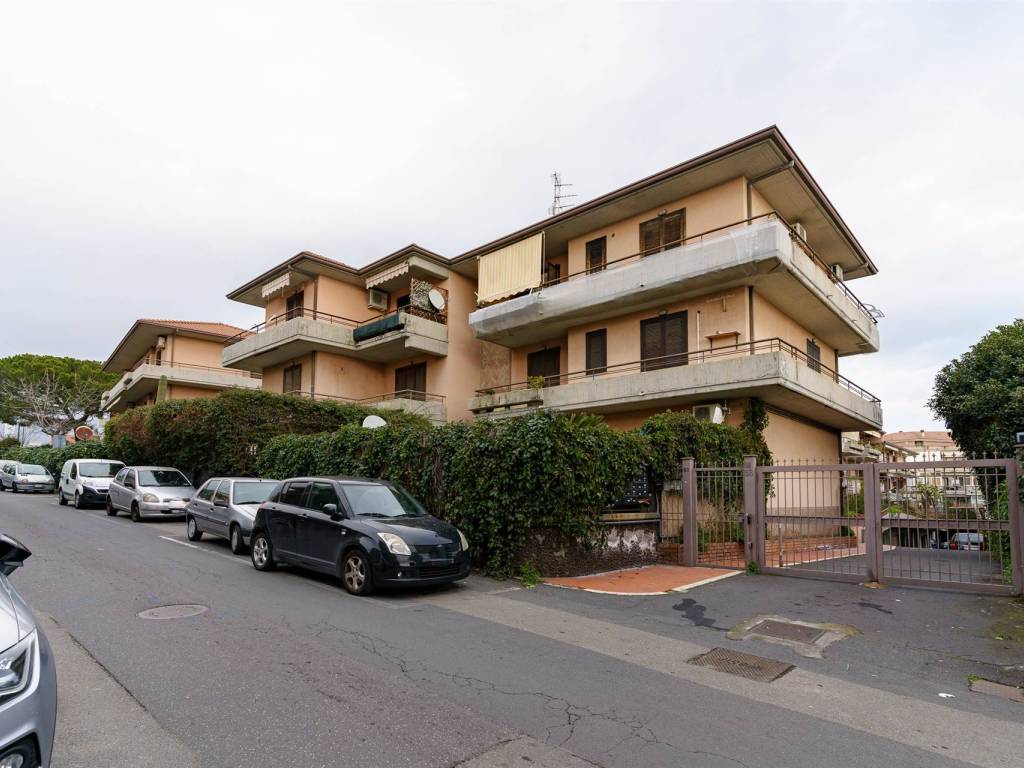 appartamento in vendita a Gravina di Catania