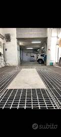 negozio in vendita a Gravina di Catania