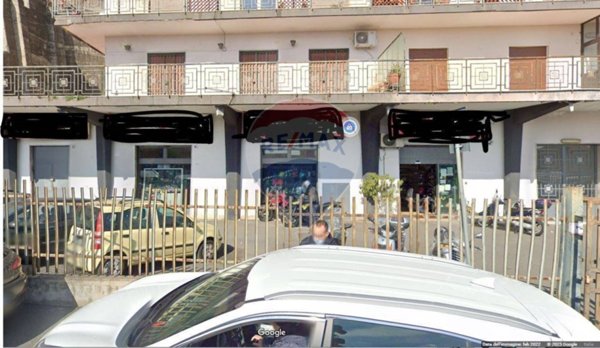 negozio in vendita a Gravina di Catania
