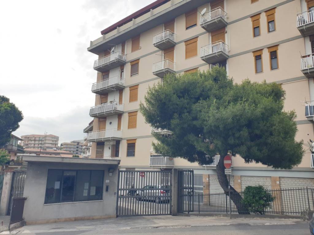 appartamento in vendita a Gravina di Catania