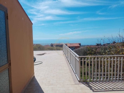 casa indipendente in vendita a Gravina di Catania