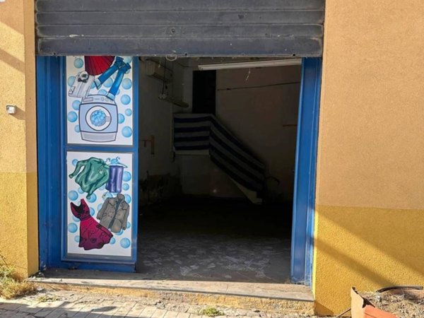 negozio in vendita a Gravina di Catania