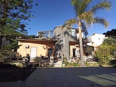 casa indipendente in vendita a Gravina di Catania