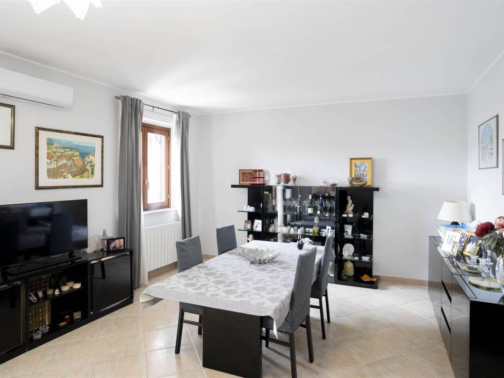 appartamento in vendita a Gravina di Catania