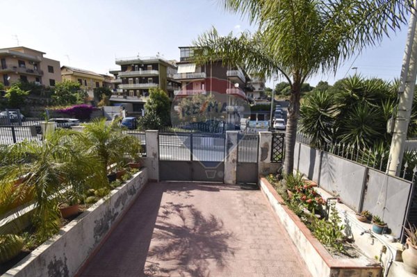 casa indipendente in vendita a Gravina di Catania in zona Coviello