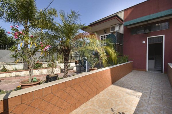 casa indipendente in vendita a Gravina di Catania