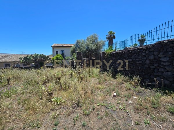terreno agricolo in vendita a Gravina di Catania