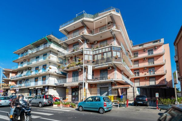 trivano in vendita a Gravina di Catania