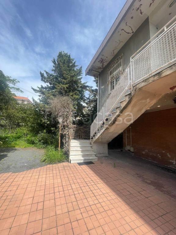 appartamento in vendita a Gravina di Catania