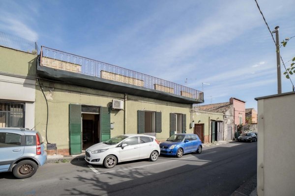 casa indipendente in vendita a Gravina di Catania