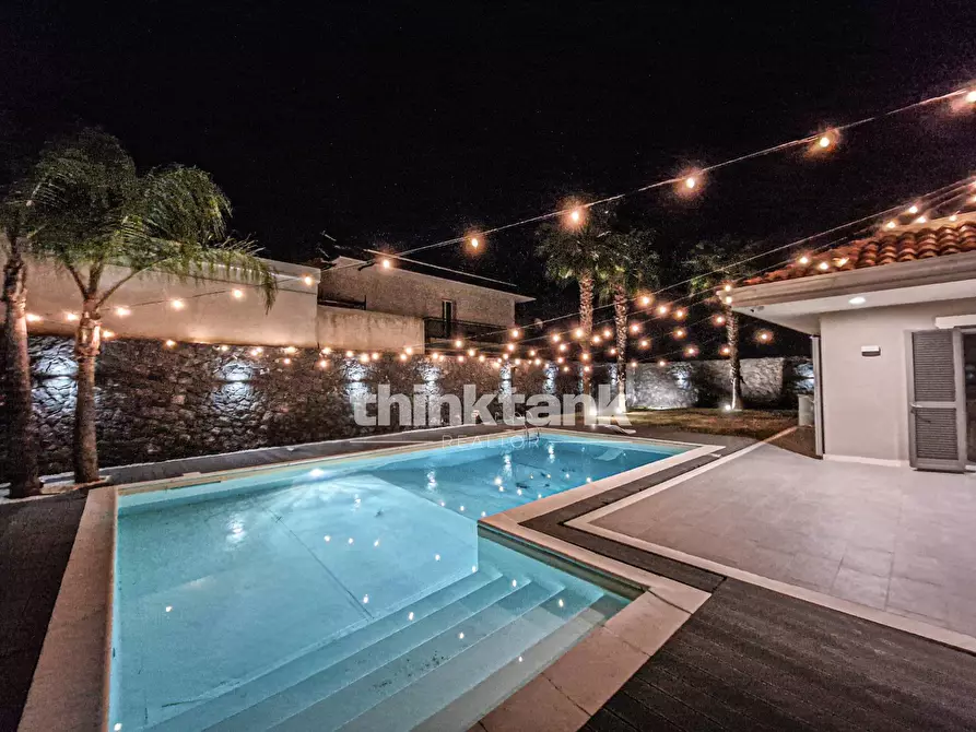 casa indipendente in vendita a Gravina di Catania