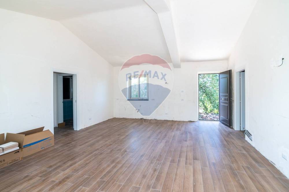 casa indipendente in vendita a Gravina di Catania