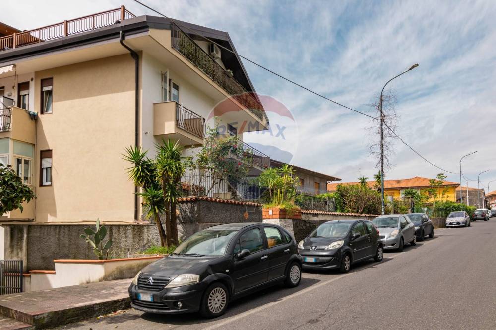 appartamento in vendita a Gravina di Catania