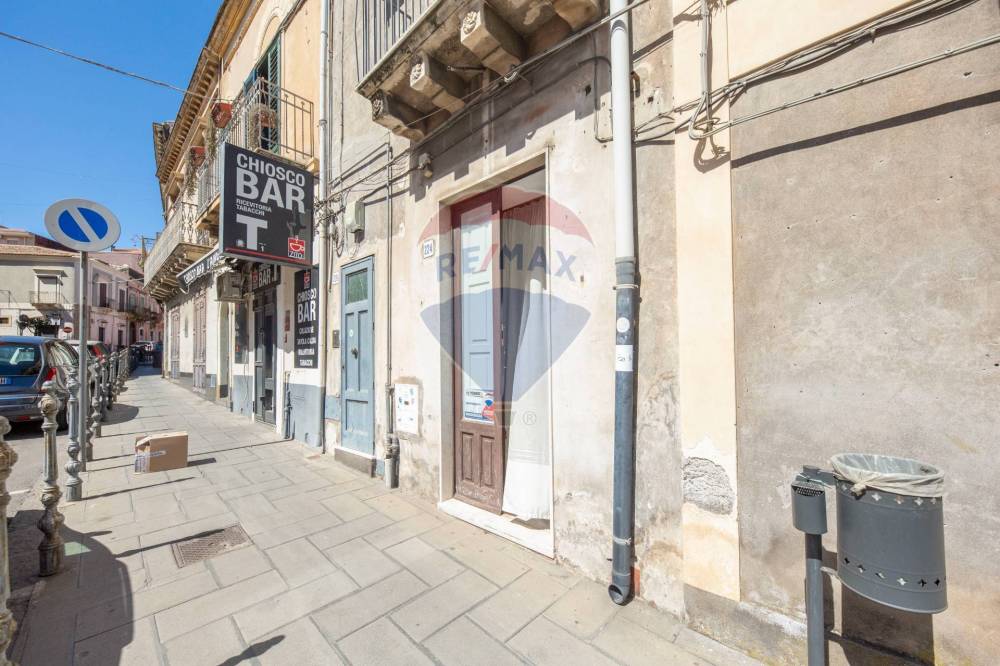casa indipendente in vendita a Gravina di Catania