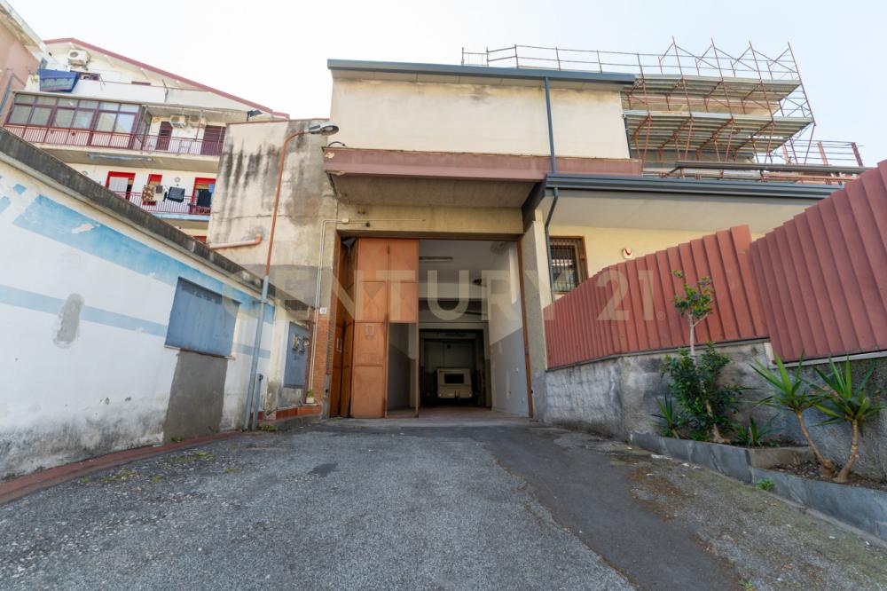 casa semindipendente in vendita a Gravina di Catania