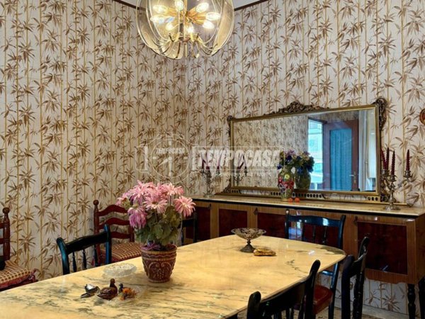 casa indipendente in vendita a Gravina di Catania