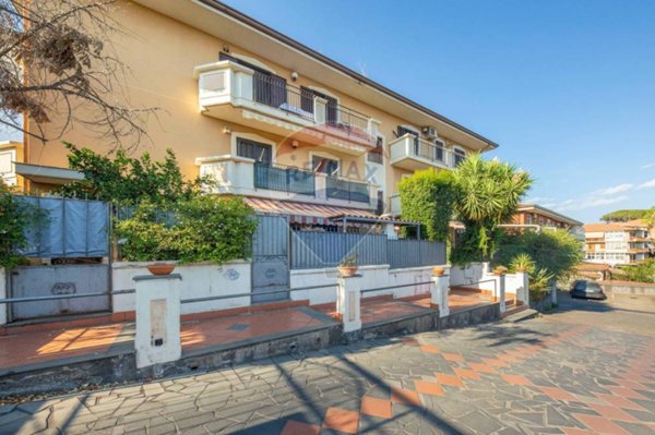 appartamento in vendita a Gravina di Catania